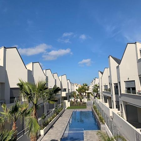 Apartamento Con Solarium Villa Amalia Torrevieja Exterior photo