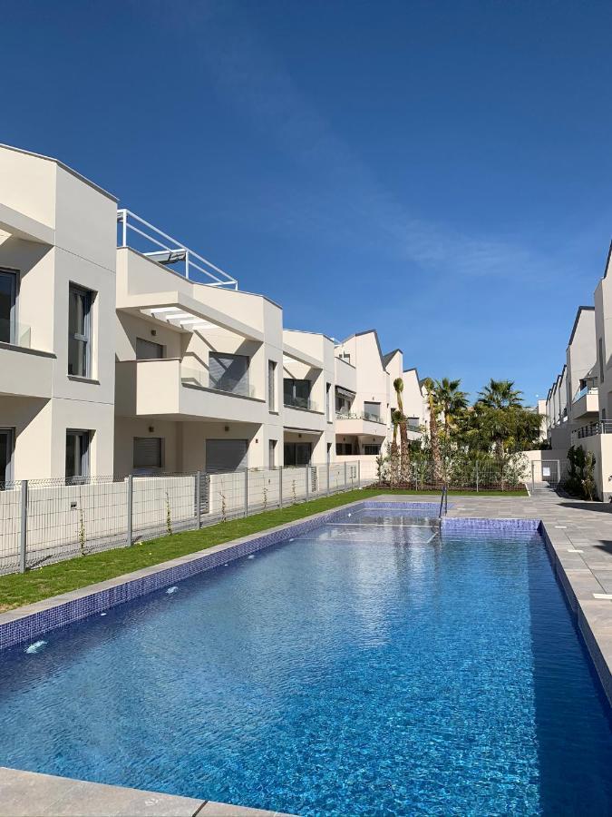 Apartamento Con Solarium Villa Amalia Torrevieja Exterior photo